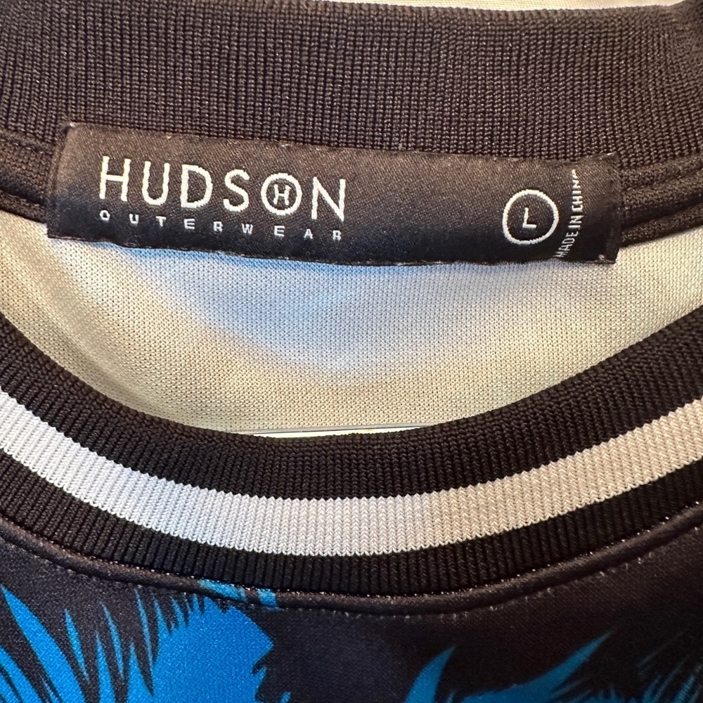 Hudson Outerwear Size Large Shark Mouth Stitched LUX Hawaiian T-Shirt Blue Palm - Picture 3 of 9